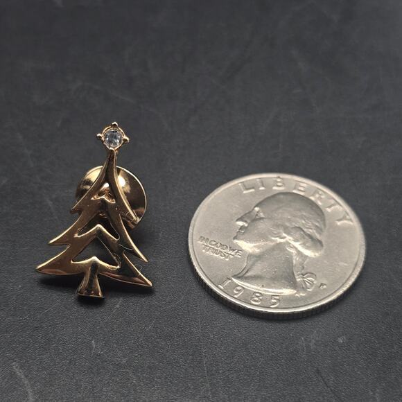 Avon 1980 Festive Lights Pin Gold Tone Christmas Tree Tie Tack Pin - Picture 8 of 9